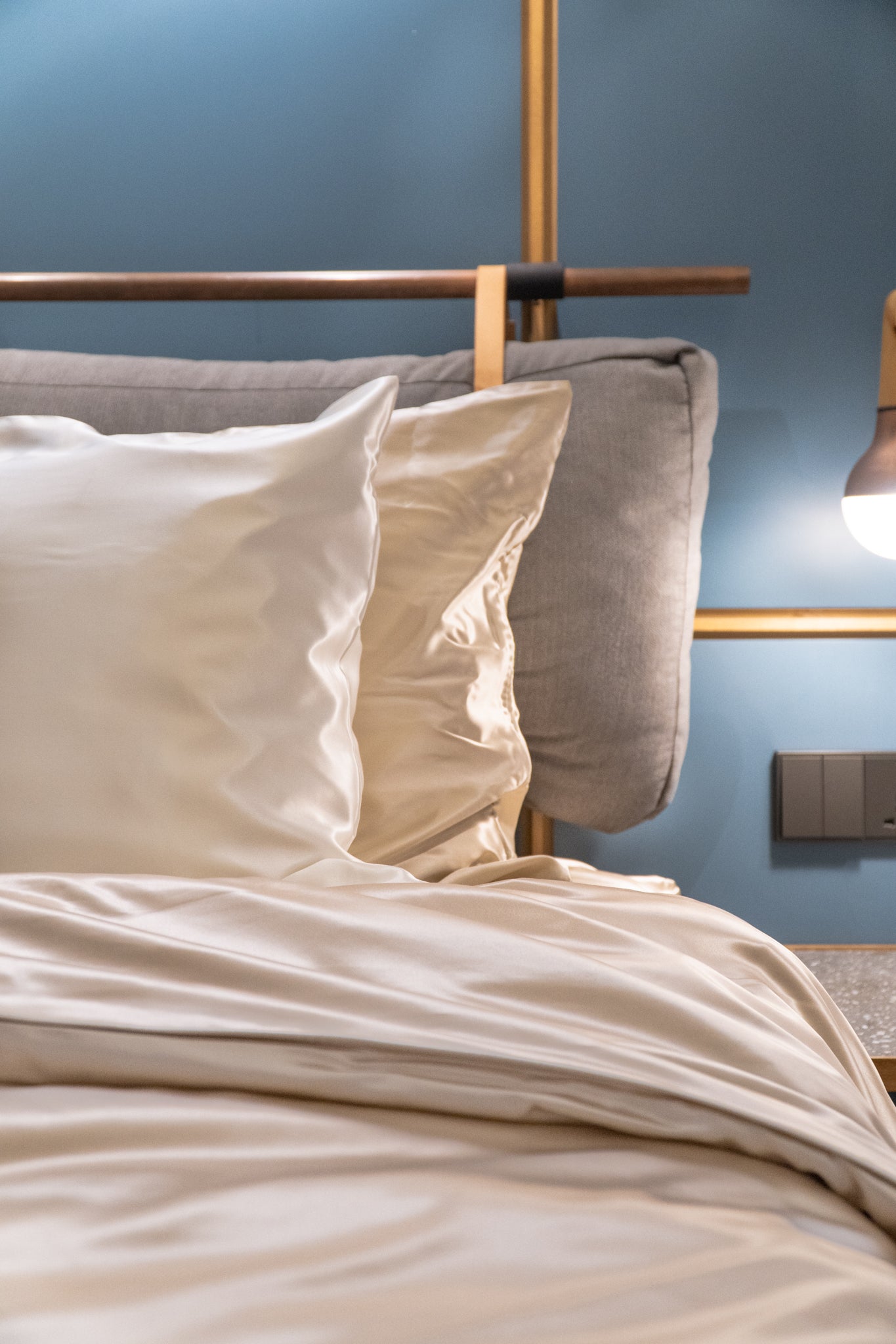 King 5 Piece Silk Bedding Set - Sutra Silk